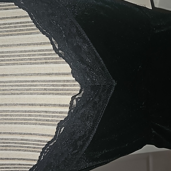 MADISON +HUDSON Women Luster Black Velvet Spaghetti straps Mini Dress Size M - Picture 5 of 13